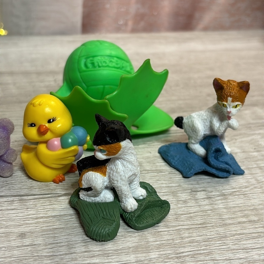 Toy Lot - Picture 4 of 13